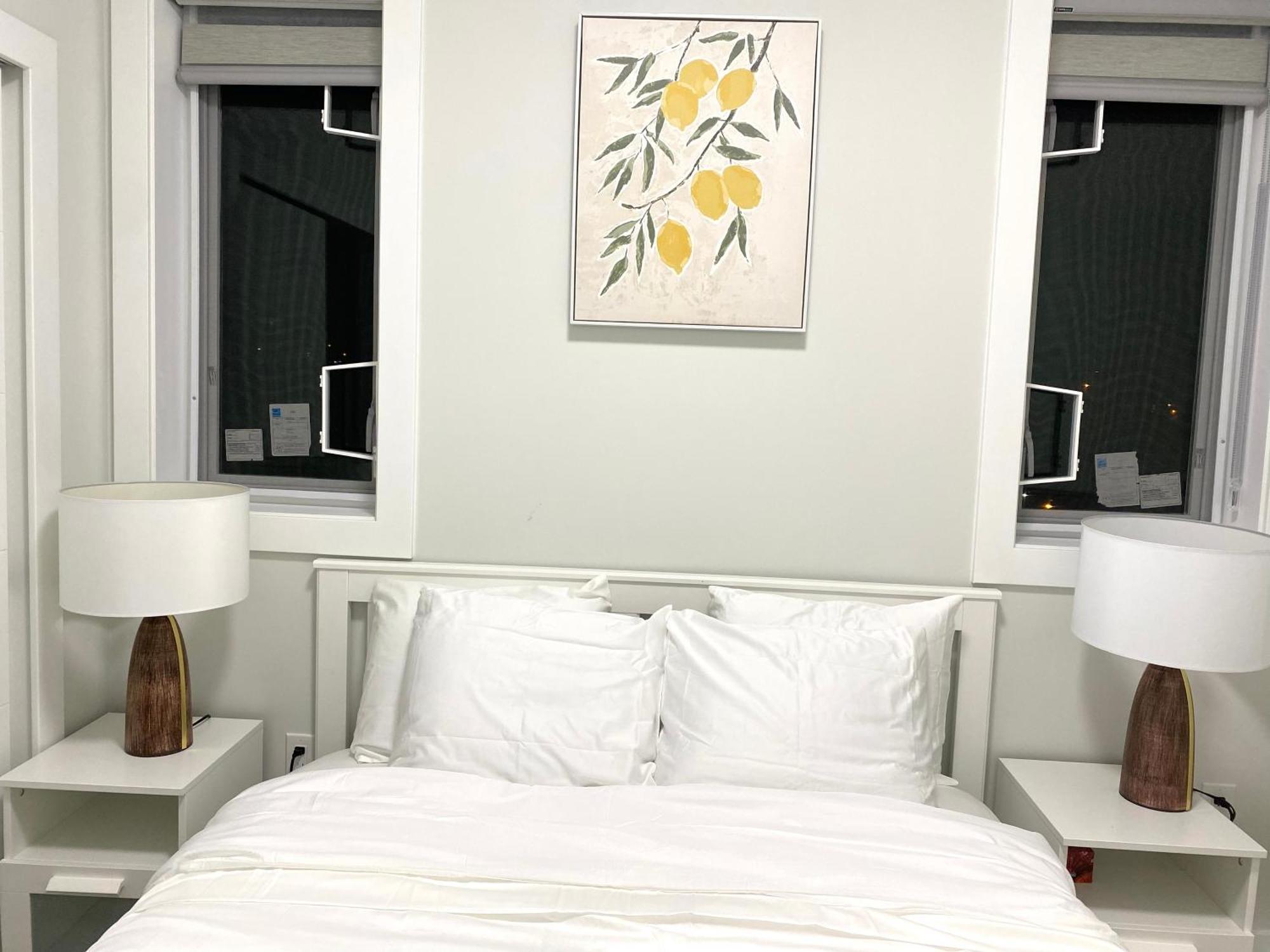 Modern And New House Near Pne With Big Garden And Free Parking Apartment แวนคูเวอร์ ภายนอก รูปภาพ